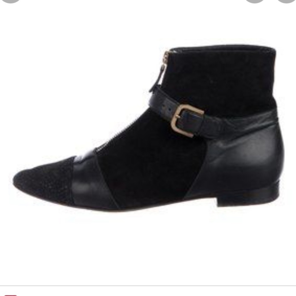 CHANEL Black Leather & Suede Flat Point Toe Zipper Ankle Boots 38.5